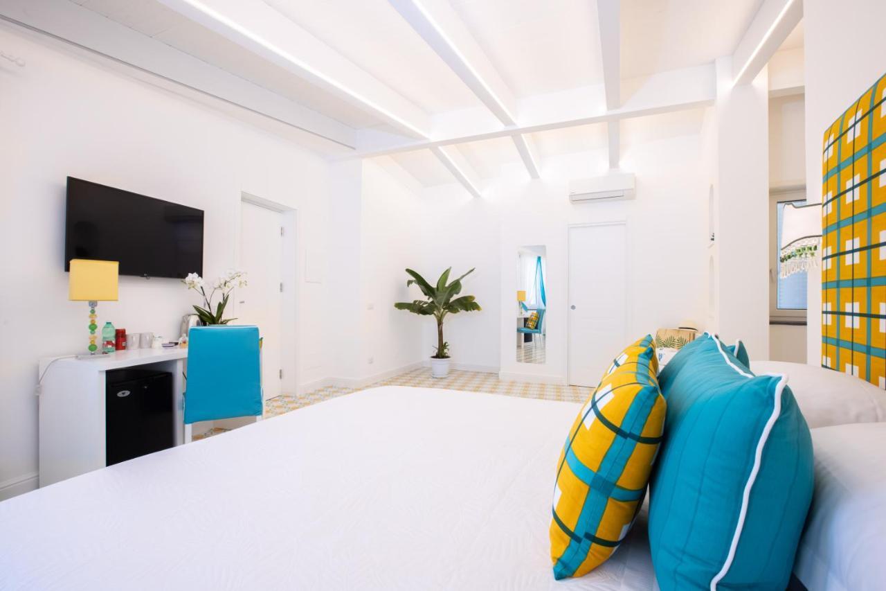 Villa Veronica Luxury Suite In Amalfi Coast П'яно-ді-Сорренто Екстер'єр фото