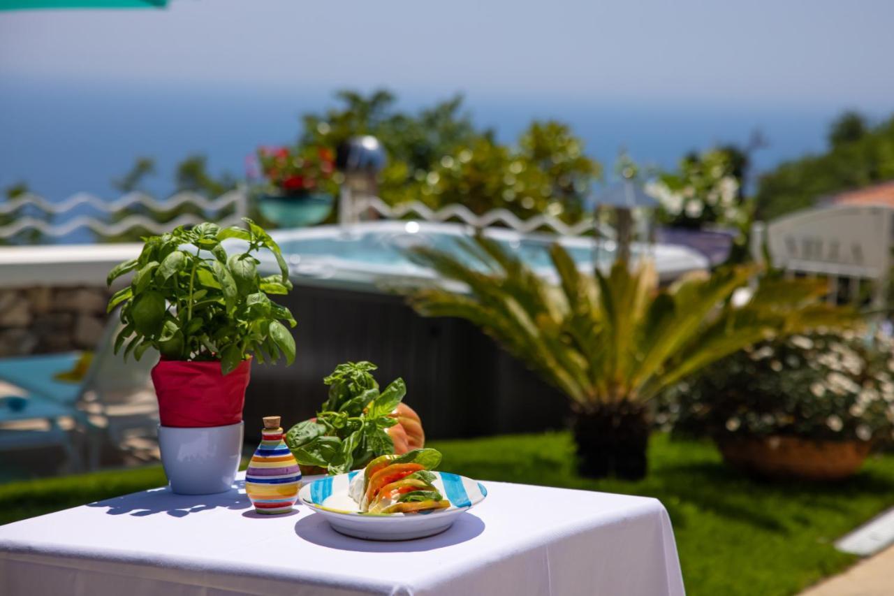 Villa Veronica Luxury Suite In Amalfi Coast П'яно-ді-Сорренто Екстер'єр фото