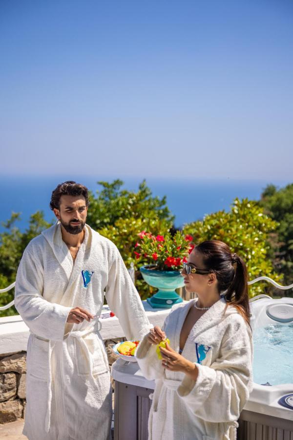 Villa Veronica Luxury Suite In Amalfi Coast П'яно-ді-Сорренто Екстер'єр фото